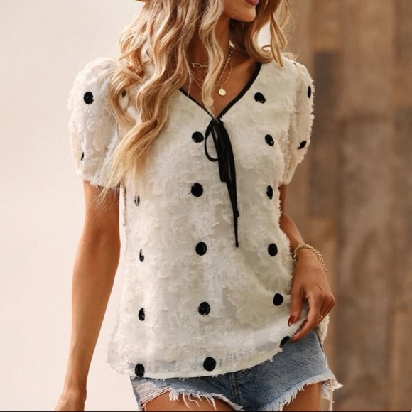 Boho Cream Fuzzy Floral Polka Dot Top - Picture 10 of 11